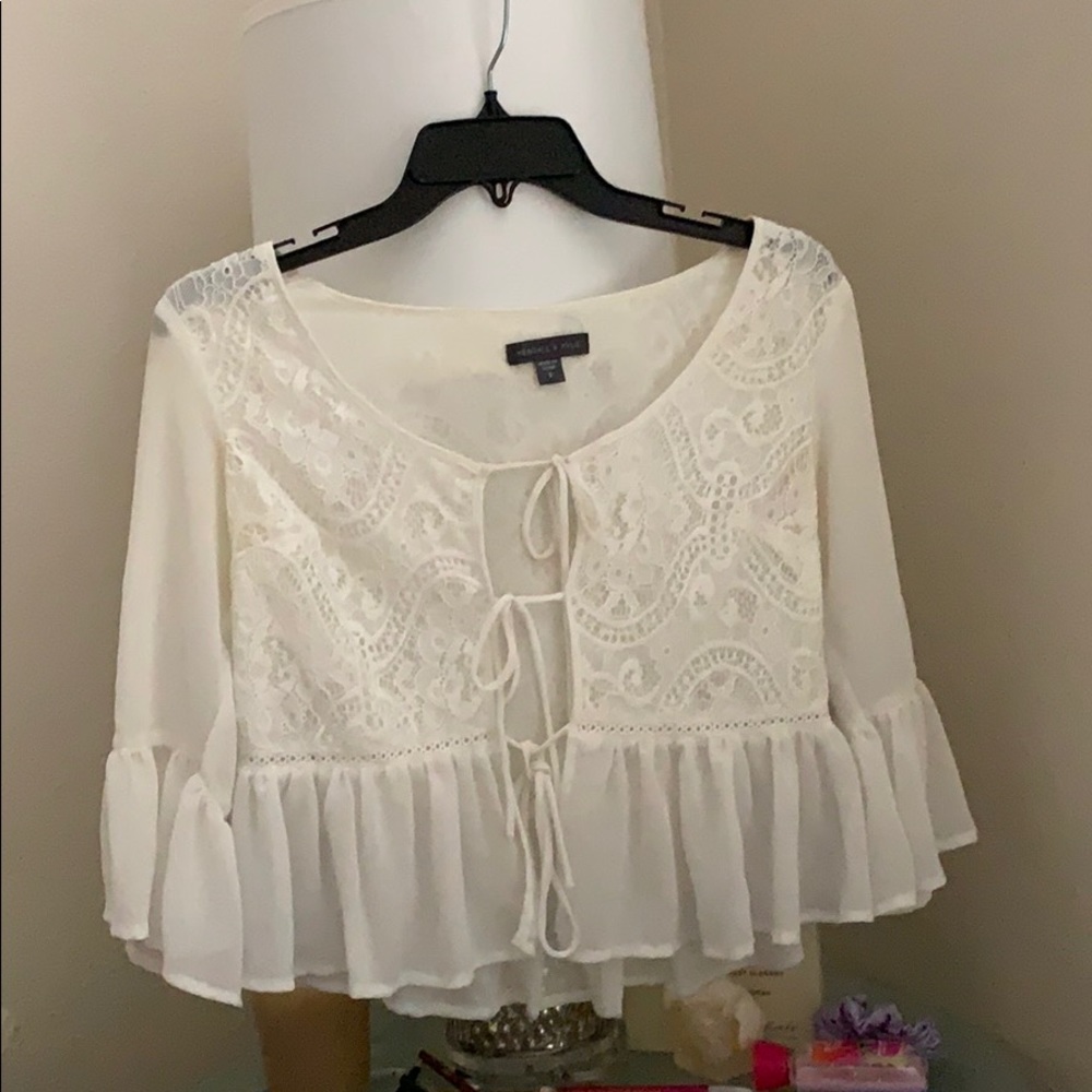 Kendal and Kylie top